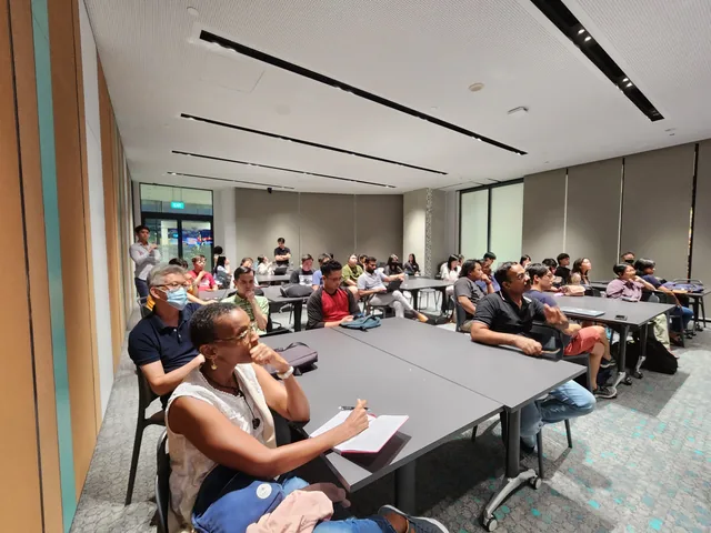 Audience in AgentHex Workshop at NLB